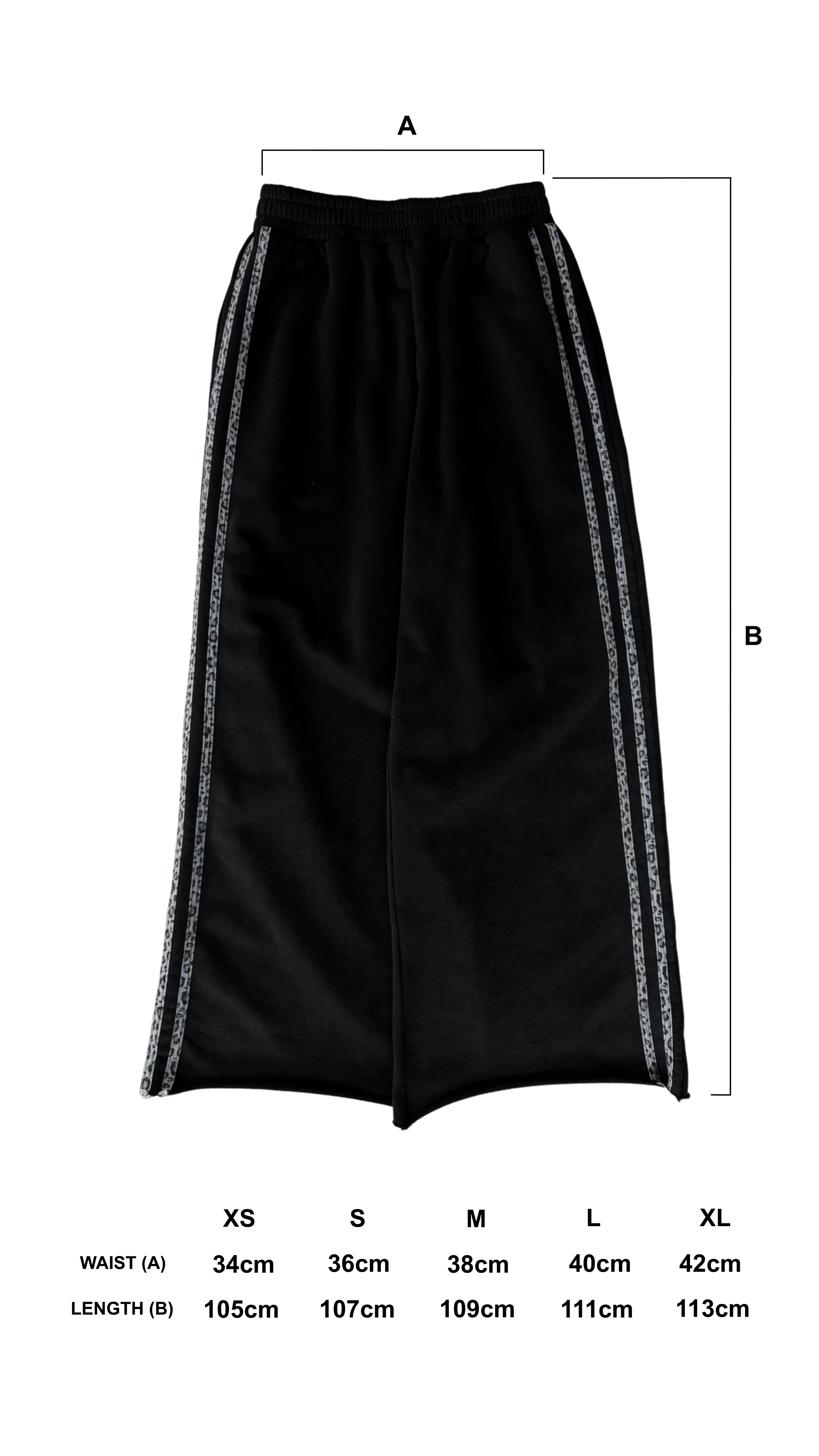 SNOW LEOPARD SWEATPANTS