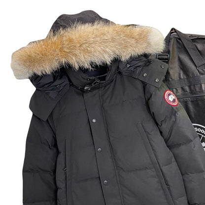 Canada Goose Men’s Black Parka/Jacket with Fur Hood - Warm Insulated Jacket for Cold Weather